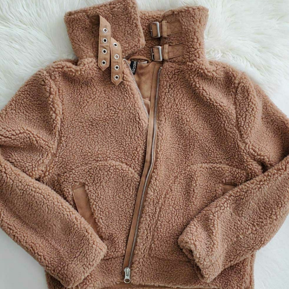 H&M Divided women's pile jacket